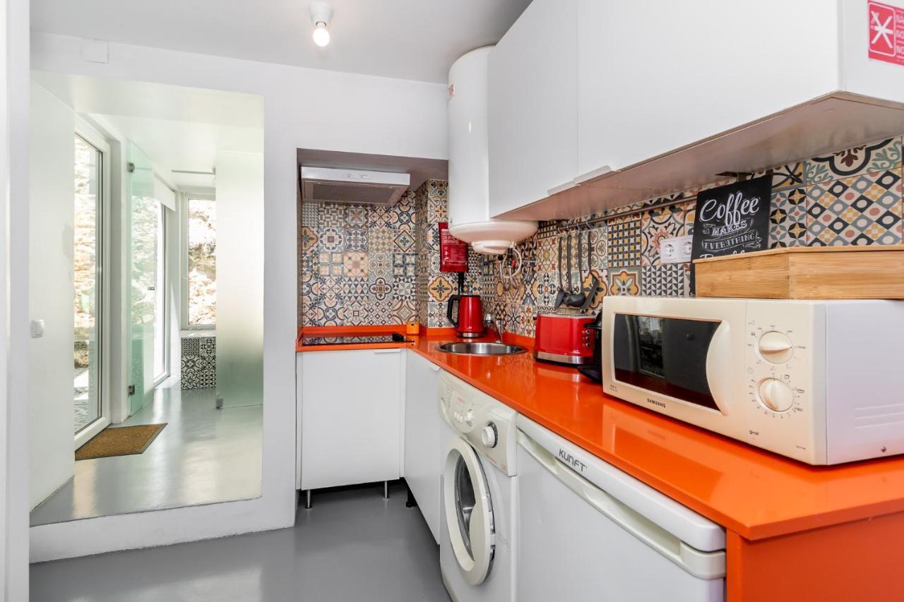 Apartamento 1 Quarto, Com Patio, Em Frente Praia Paço de Arcos Eksteriør bilde