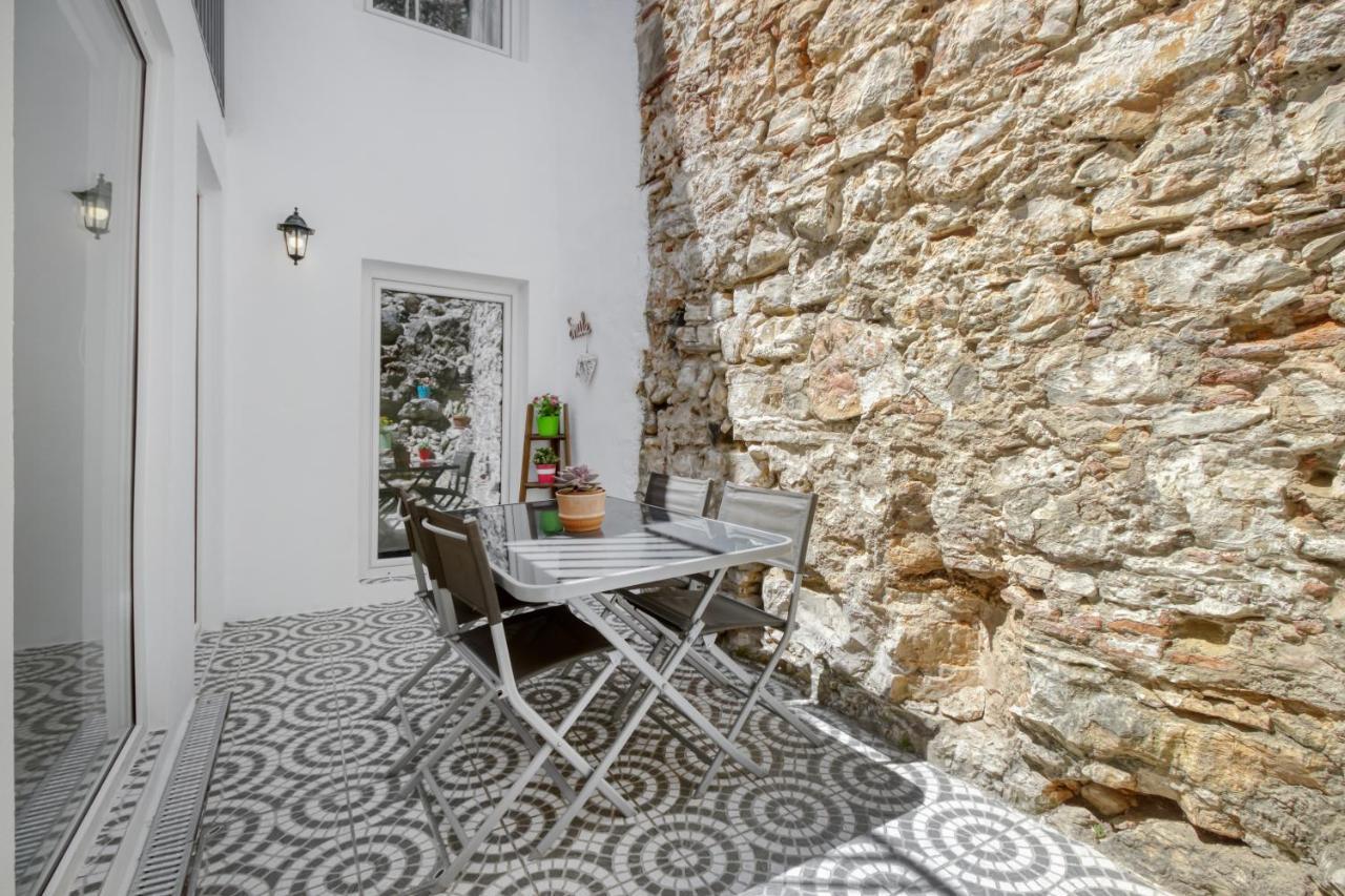 Apartamento 1 Quarto, Com Patio, Em Frente Praia Paço de Arcos Eksteriør bilde