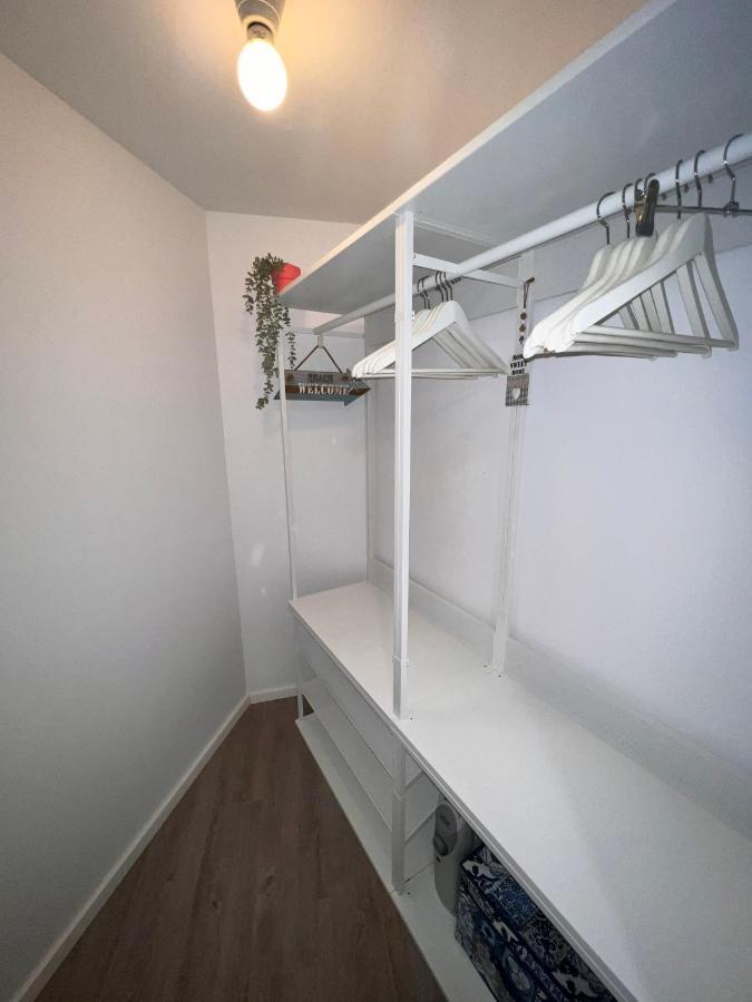 Apartamento 1 Quarto, Com Patio, Em Frente Praia Paço de Arcos Eksteriør bilde