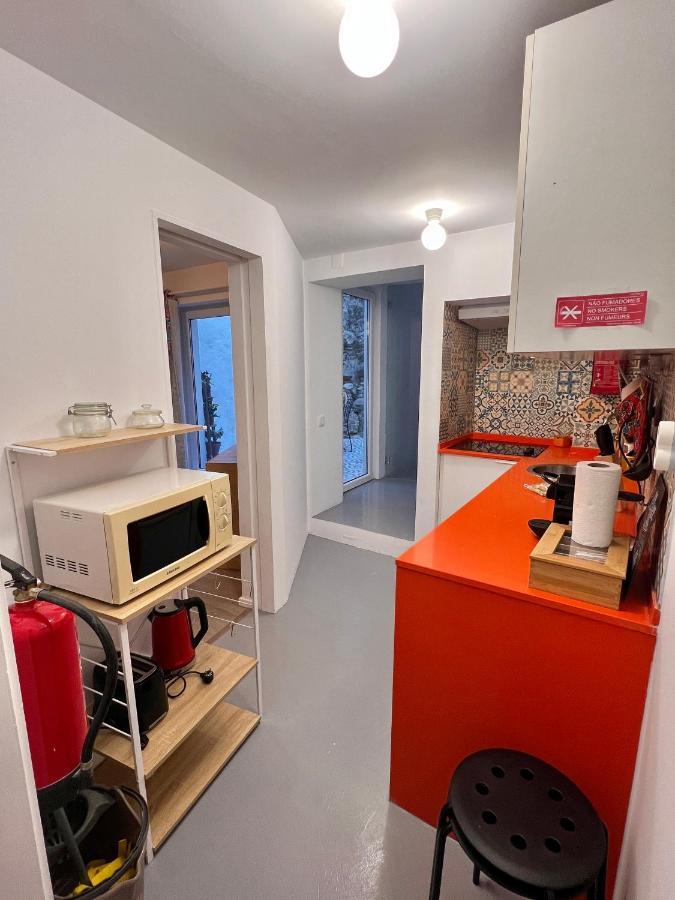 Apartamento 1 Quarto, Com Patio, Em Frente Praia Paço de Arcos Eksteriør bilde