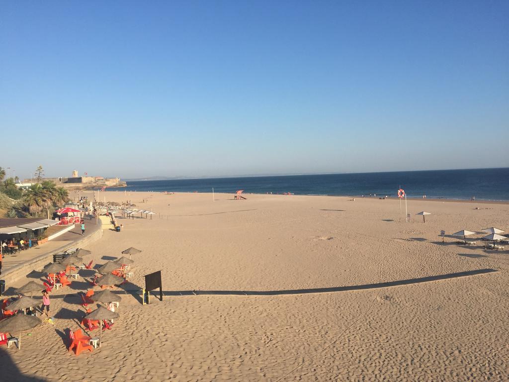Apartamento 1 Quarto, Com Patio, Em Frente Praia Paço de Arcos Eksteriør bilde